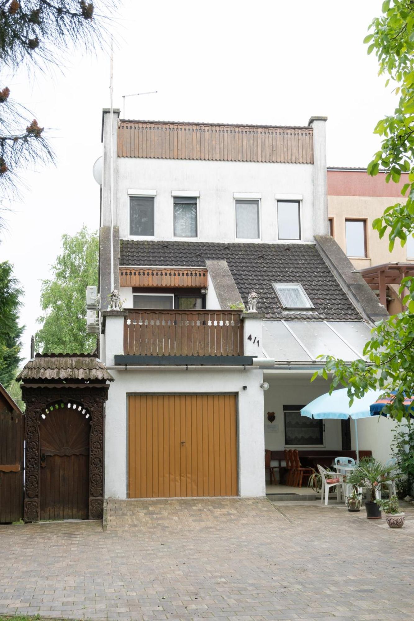 Rent A Scooter Vendeghaz Apartment Zamardi Bagian luar foto