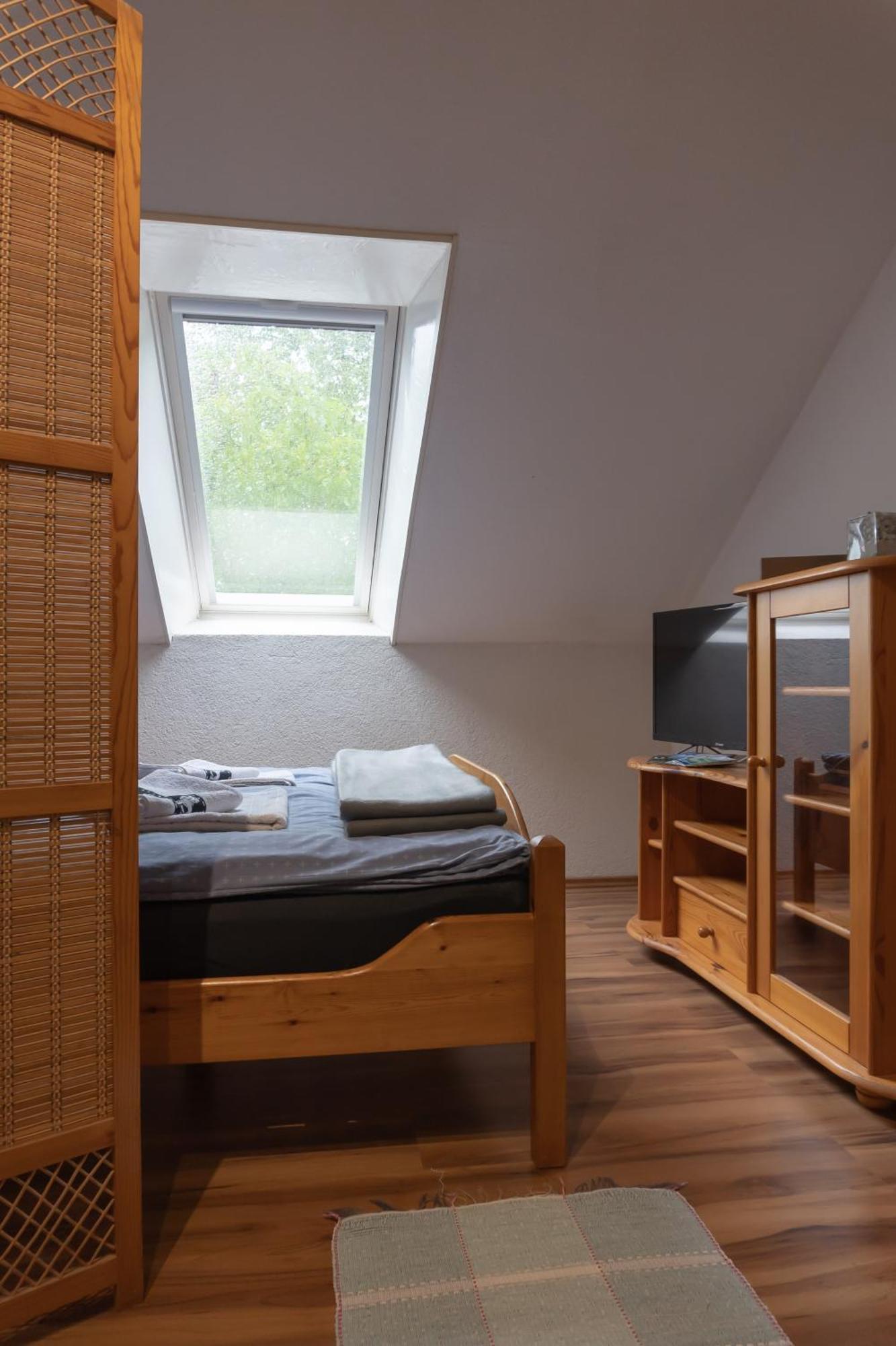 Rent A Scooter Vendeghaz Apartment Zamardi Bagian luar foto